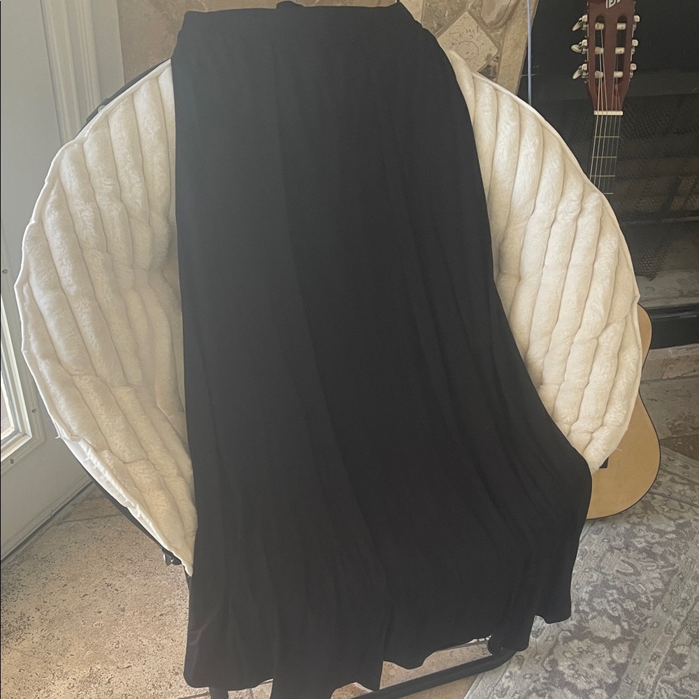 Chic Black Maxi Skirt for Women